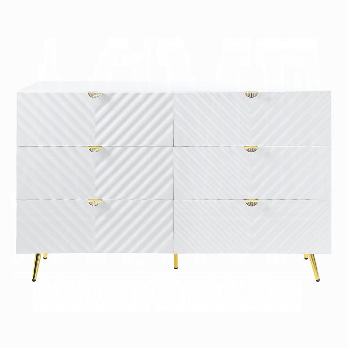 Gaines Dresser