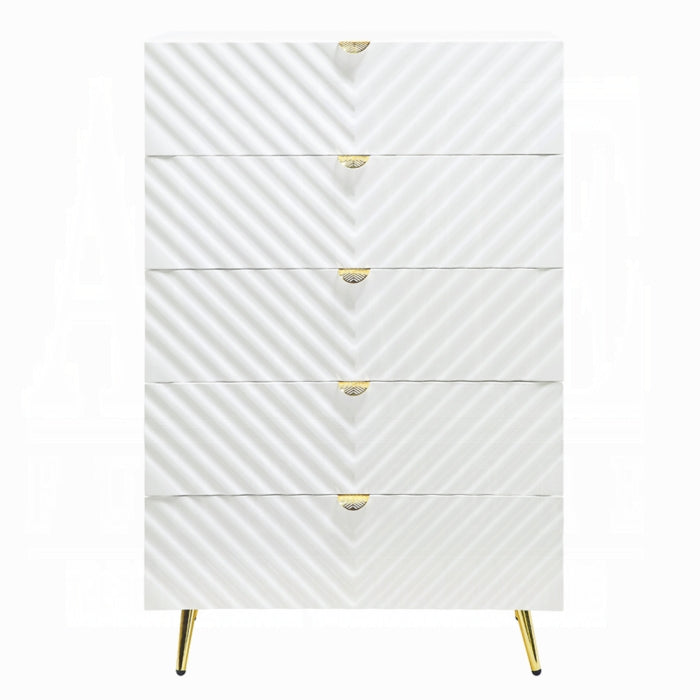 Gaines Chest
