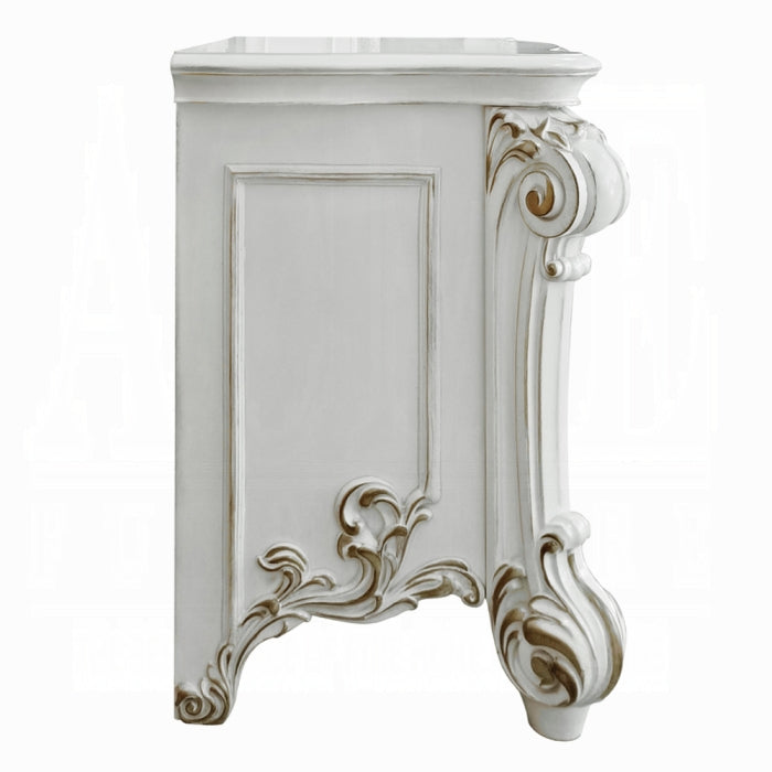 Vendome Nightstand