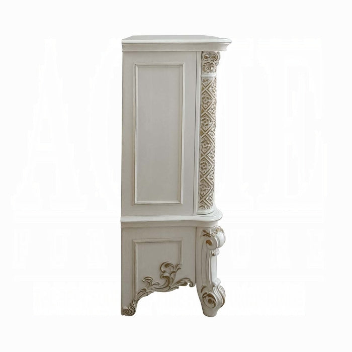 Vendome Chest