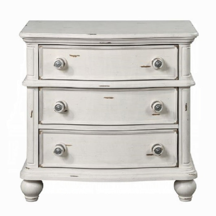 Jaqueline Nightstand