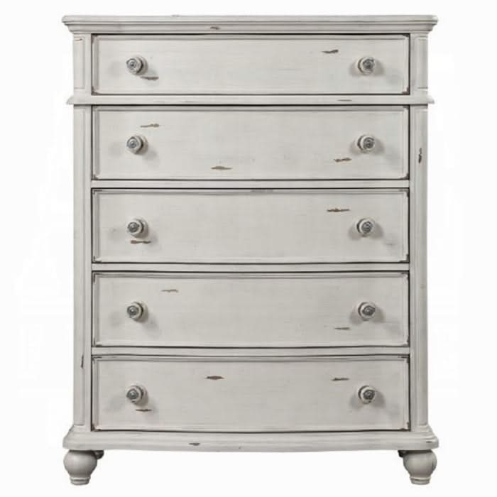 Jaqueline Chest