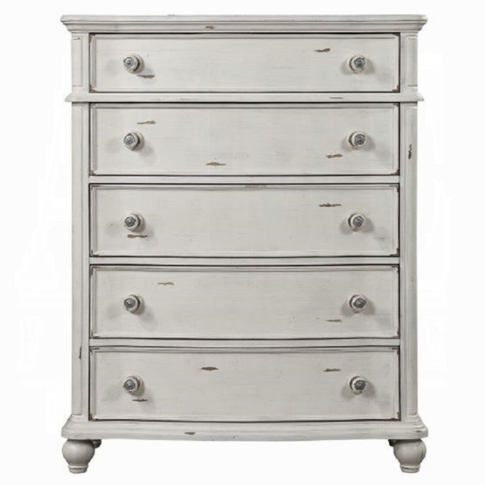 Jaqueline Chest