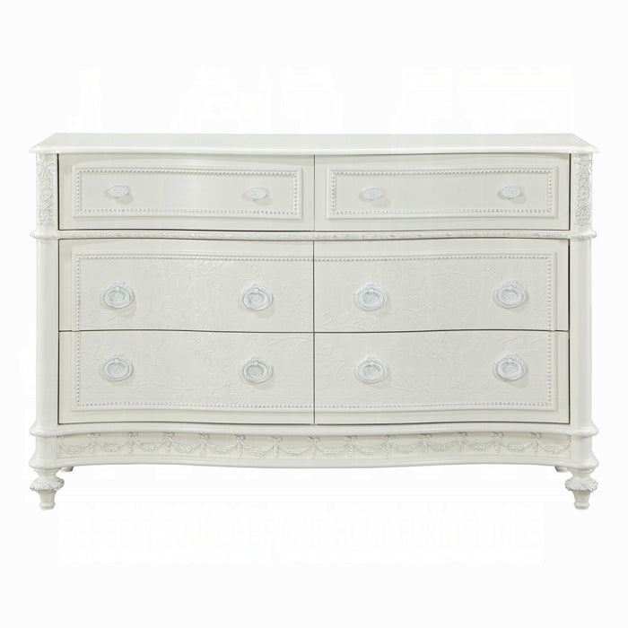 Dorothy Dresser