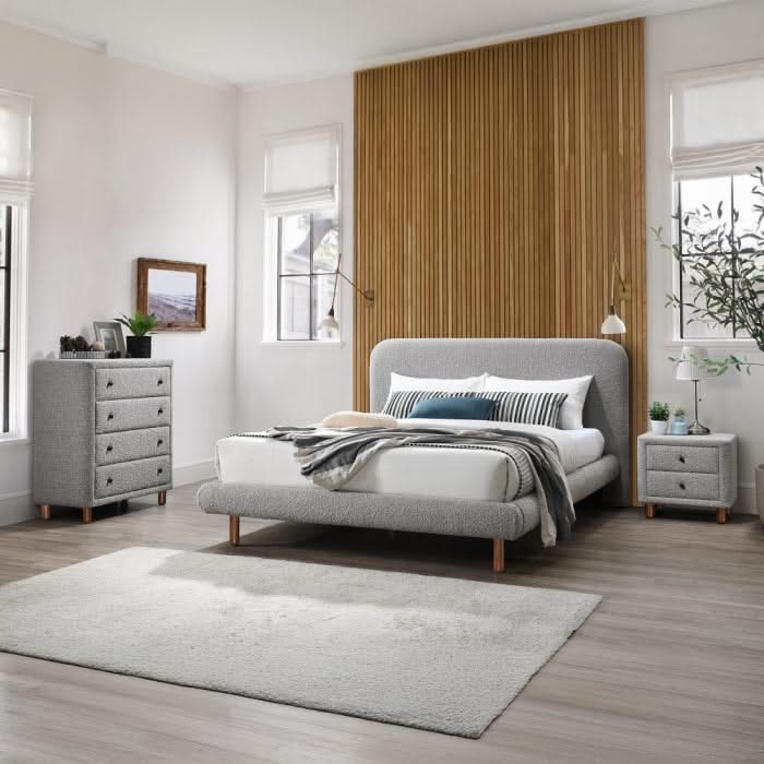 Cleo EK Bed