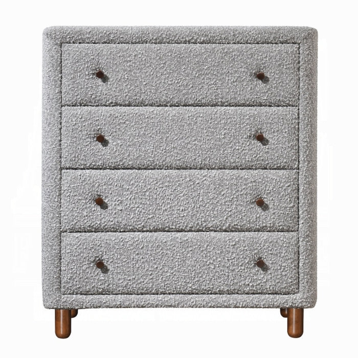 Cleo Chest