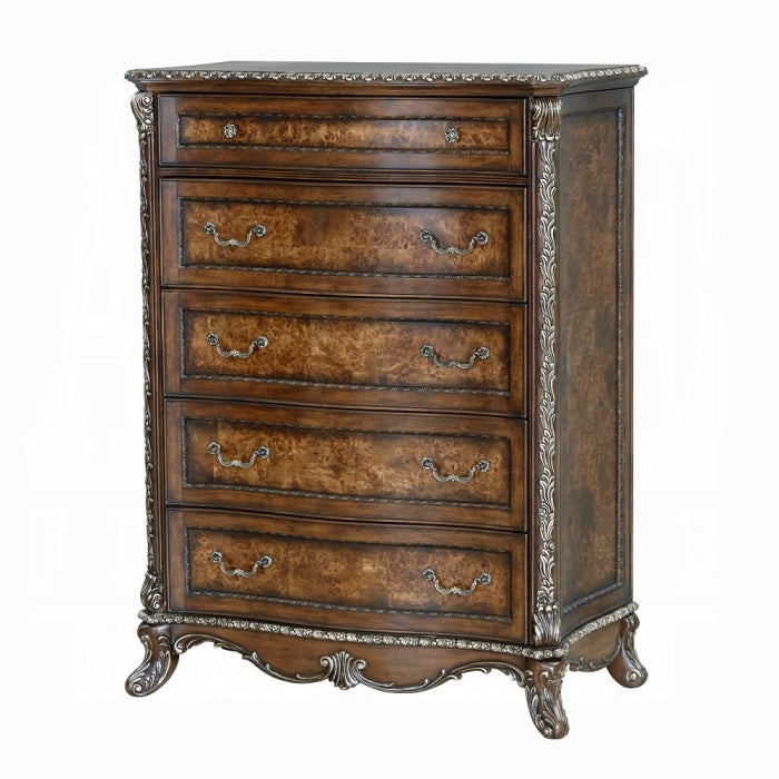 Devany CHEST