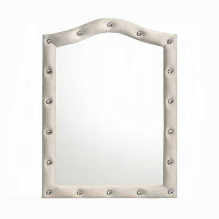 Reggie Mirror