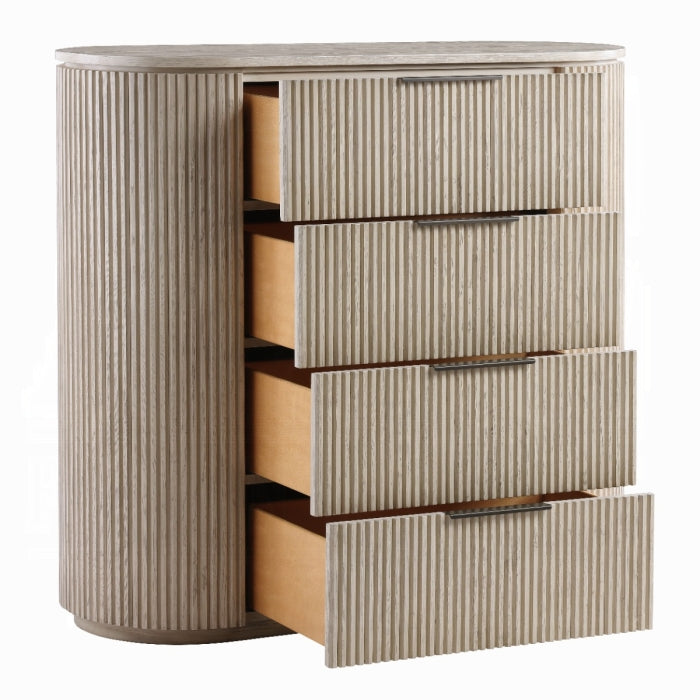 Leanna Chest