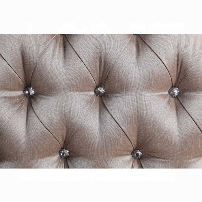 Benbek Sofa W/5 Pillows