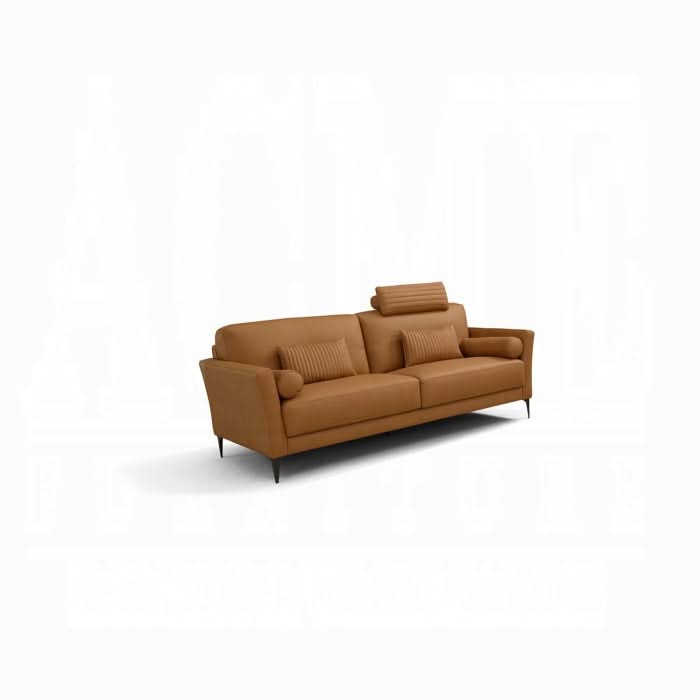 Sofá Tussio con 5 almohadas