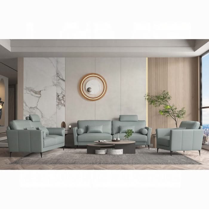 Tussio Loveseat W/5 Pillows