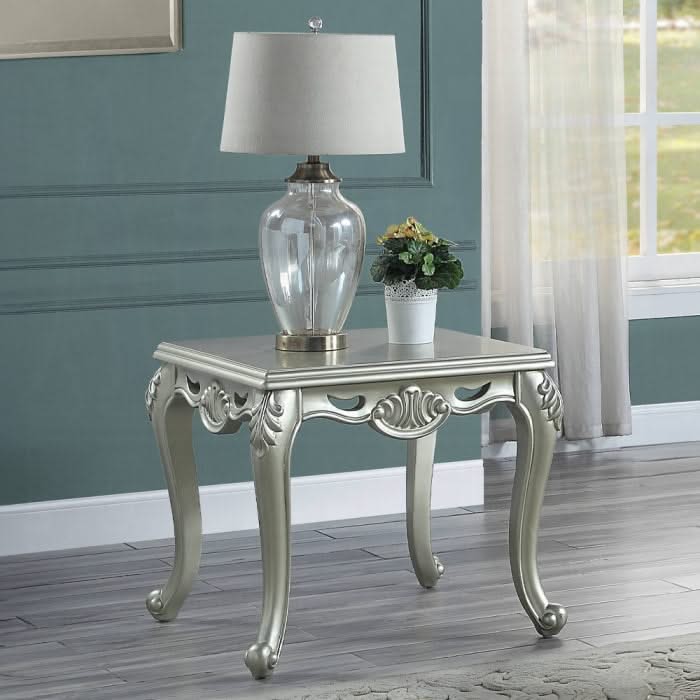 Qunsia End Table