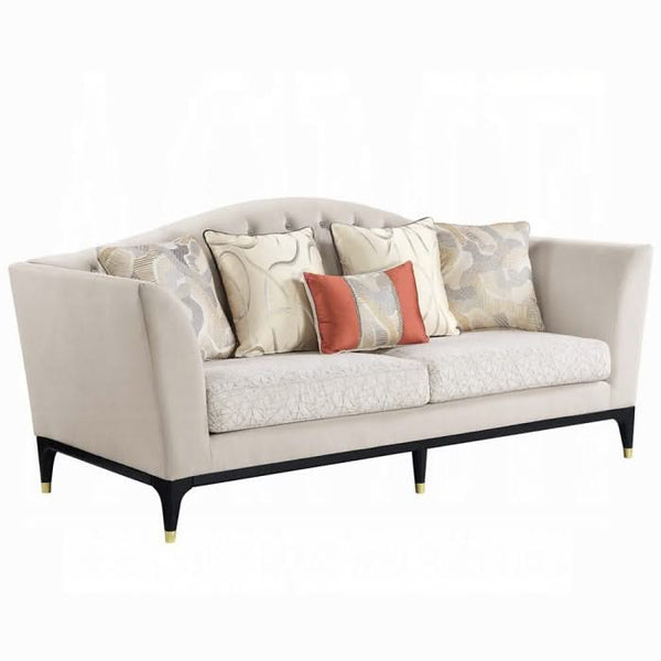 Sofá Tayden con 5 almohadas