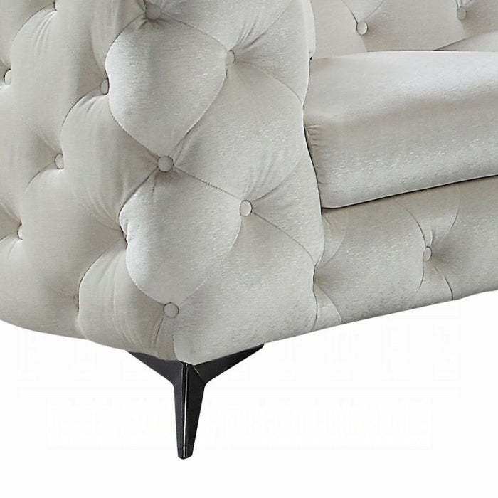 Atronia Sectional Sofa W/4 Pillows