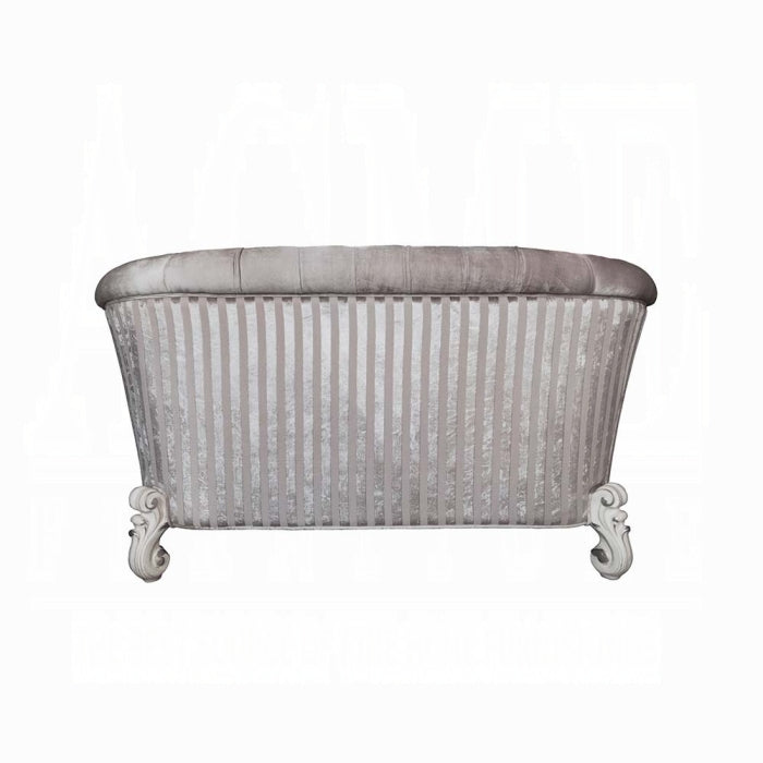 Versailles Loveseat W/5 Pillows