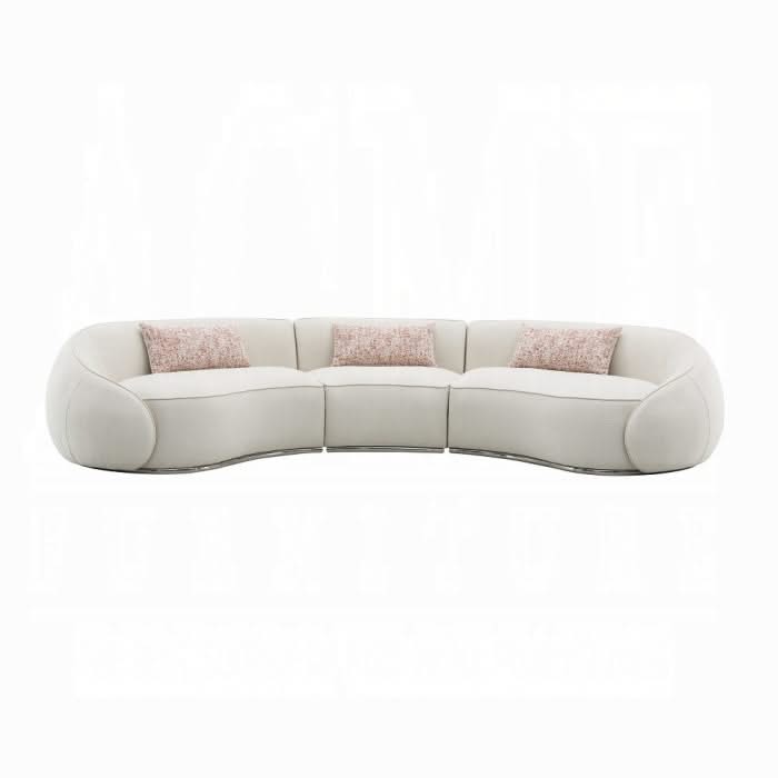 Sahara Sectional Sofa W/3 Pillows