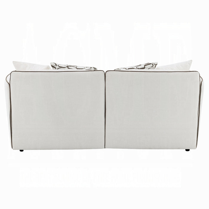 Yolanda Loveseat w/4 Pillows