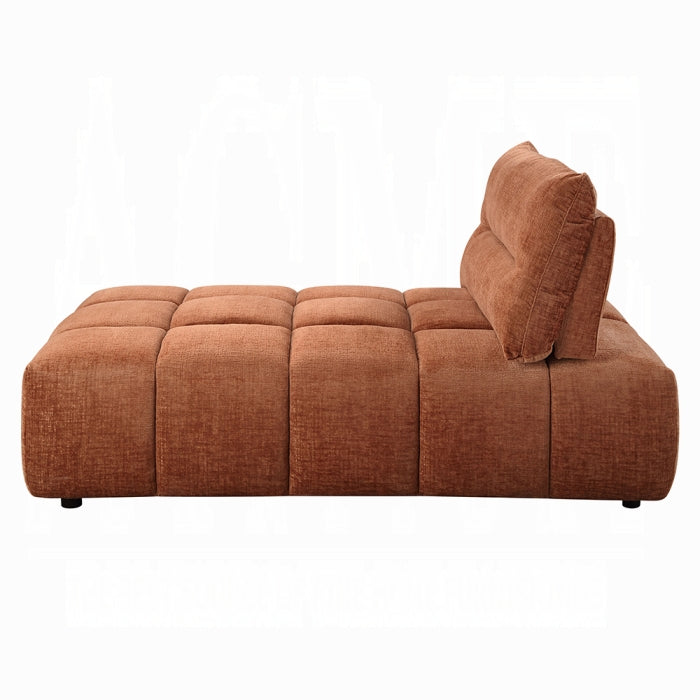 Loanna Moludar - Chaise