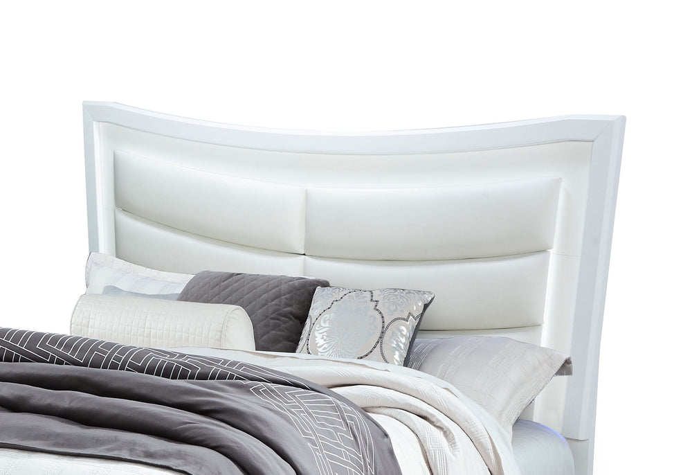 COLLETE WHITE QUEEN BED GROUP