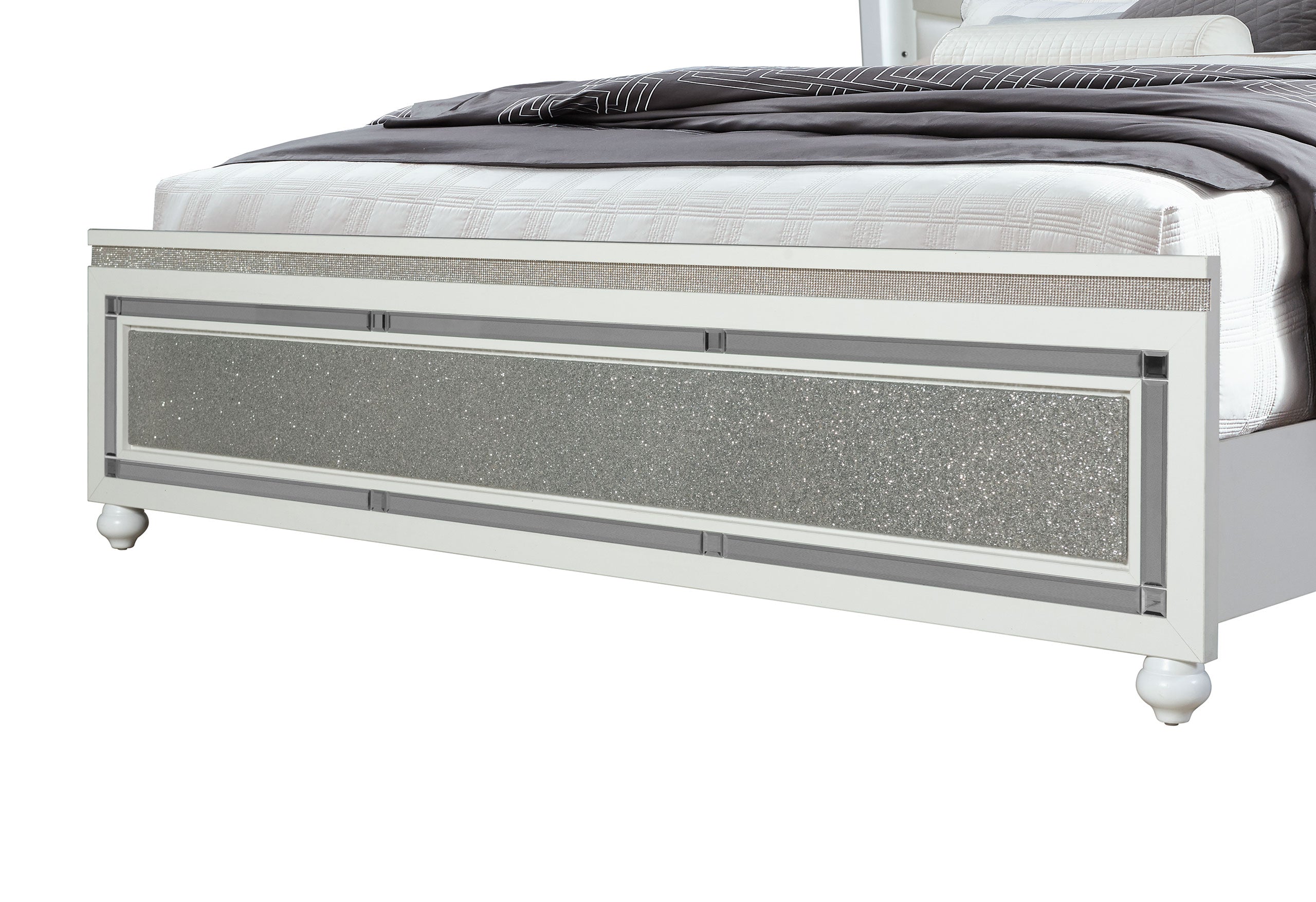 COLLETE WHITE KING BED GROUP