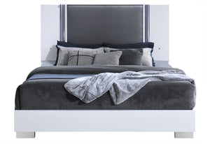 GRUPO DE CAMA YLIME SMOOTH WHITE KING CON LÁMINAS COMPLETAMENTE