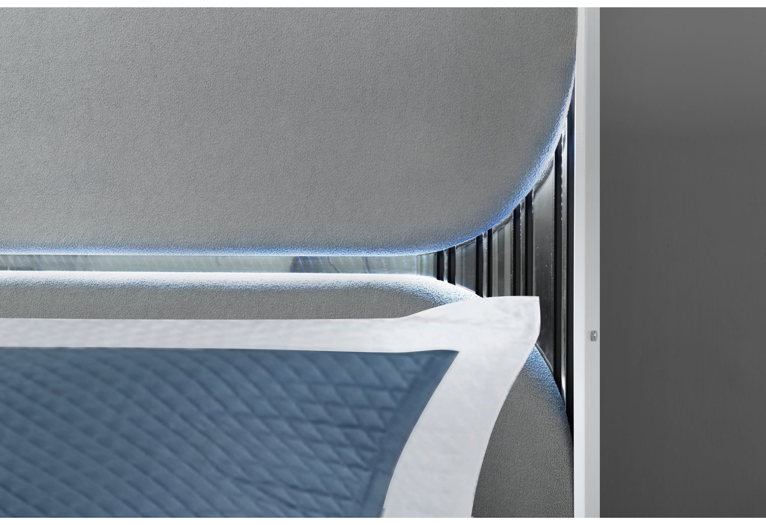 TALIA WHITE KING BED GROUP