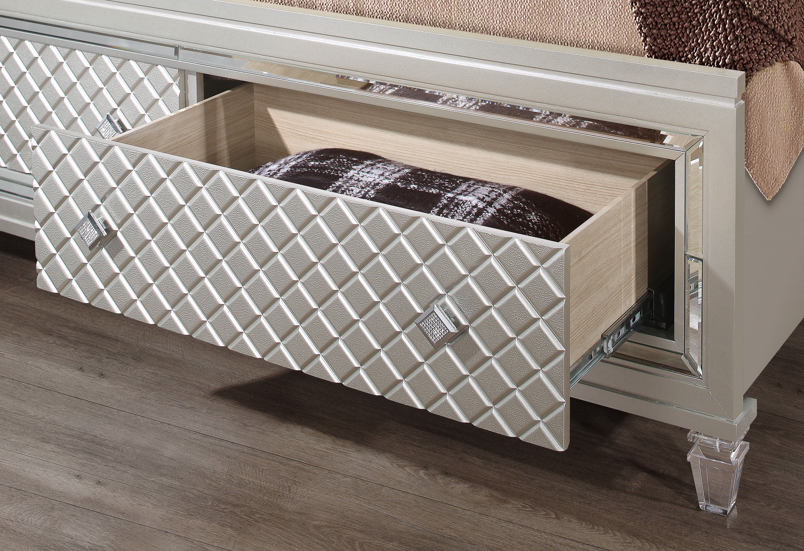 PARIS CHAMPAGNE KING BED GROUP WITH LED
