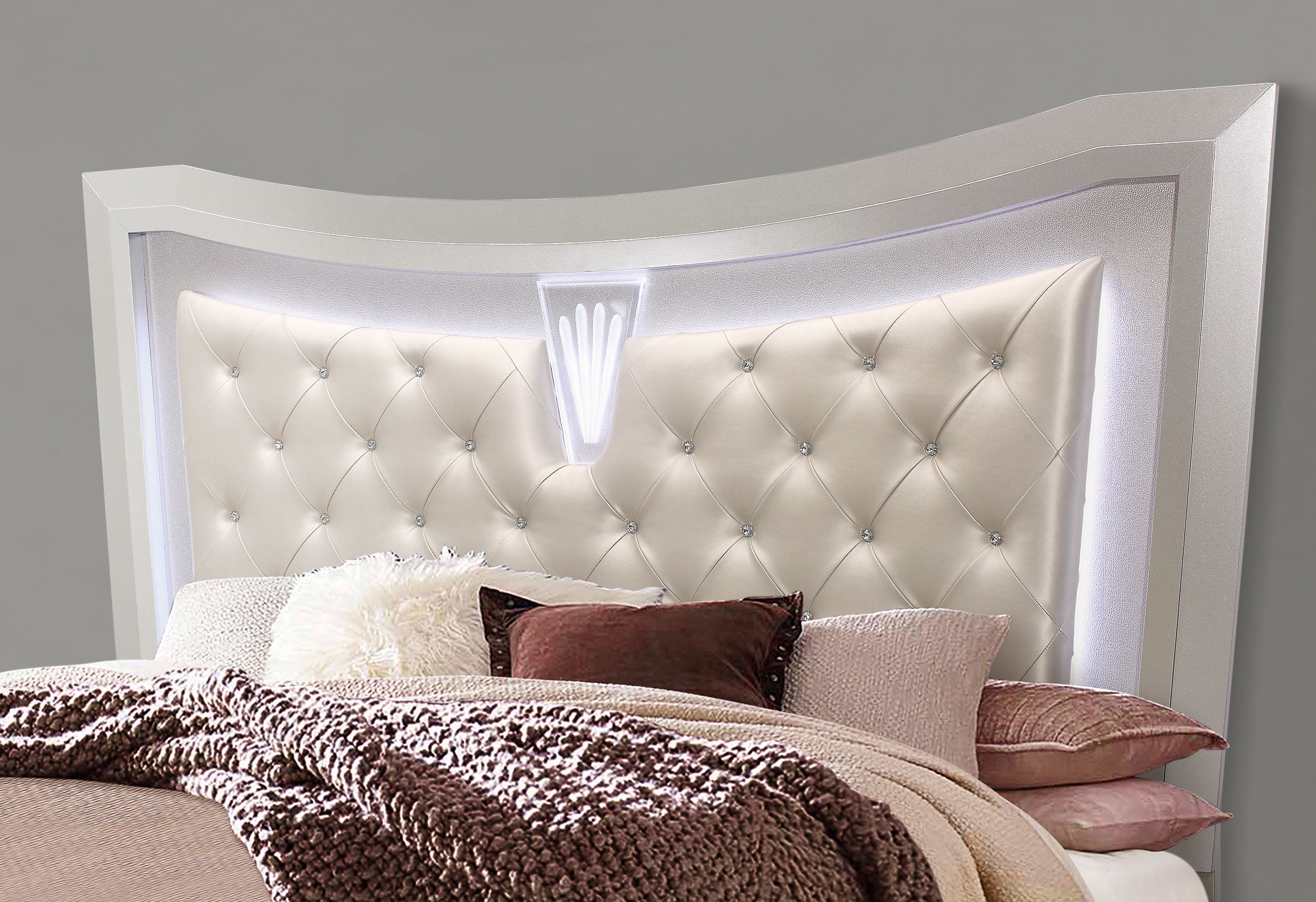 PARIS CHAMPAGNE KING BED GROUP WITH LED