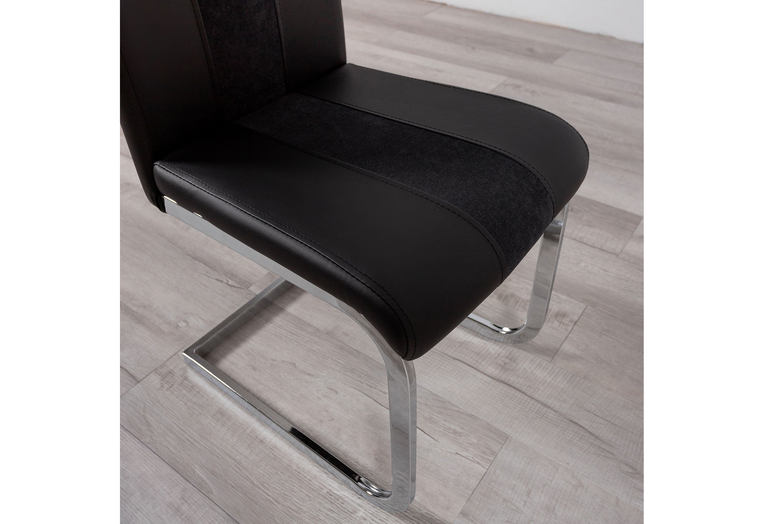 D915 DINING CHAIR BLACK ECOM